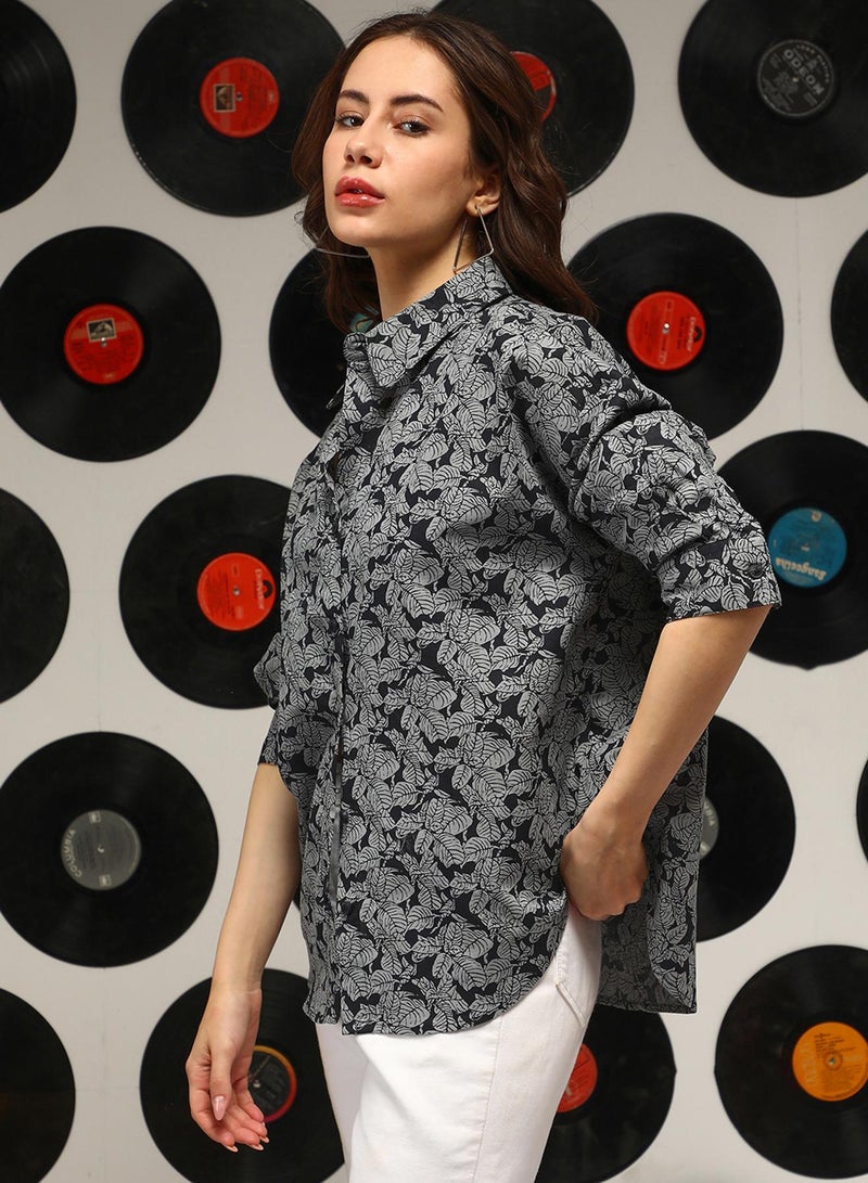 Campus Sutra Women's Moon Grey:Onyx Black Contrast Foliage Oversized Shirt For Casual Wear | Spread Collar | Long Sleeves | Button Closure | Oversized Shirt Crafted With Comfort Fit For Everyday Wear - Image 3
